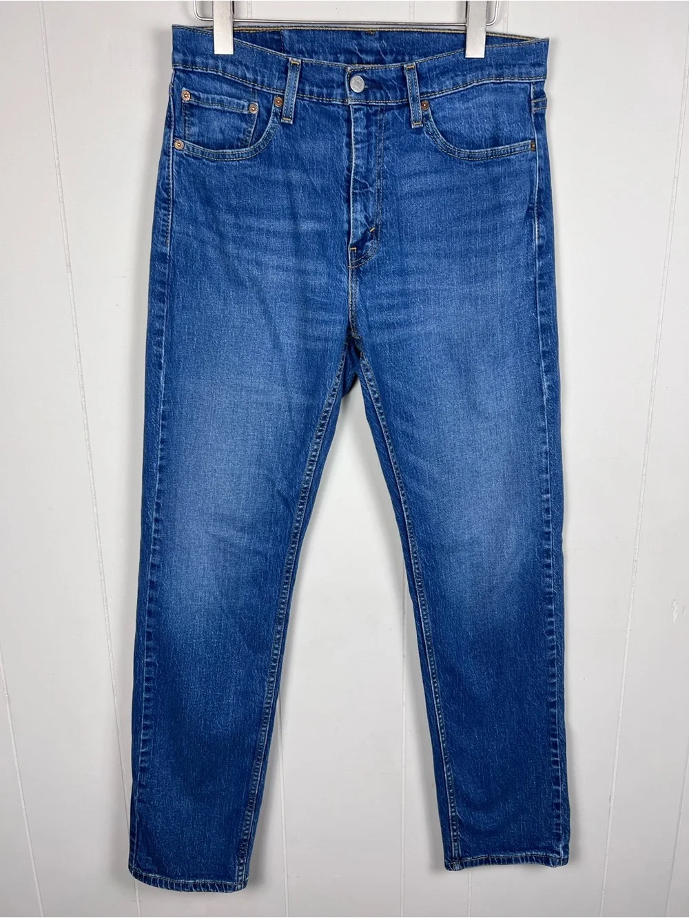Levi’s Men’s Jeans 505 Classic Blue Straight Fit Size 32 Everyday Staple
